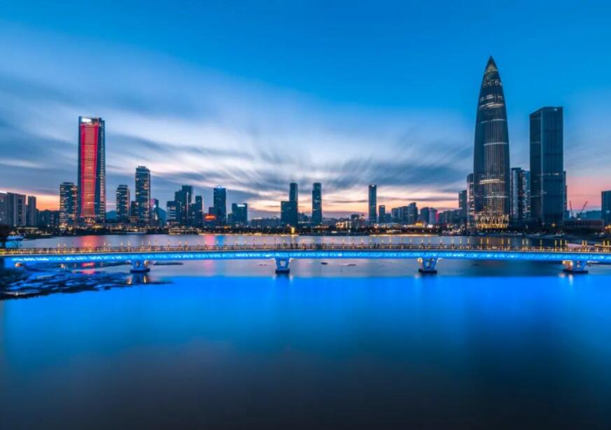 粵(yuè)港澳大灣區(qū) 喜迎“26條”金融(róng)政策支持禮(lǐ)包